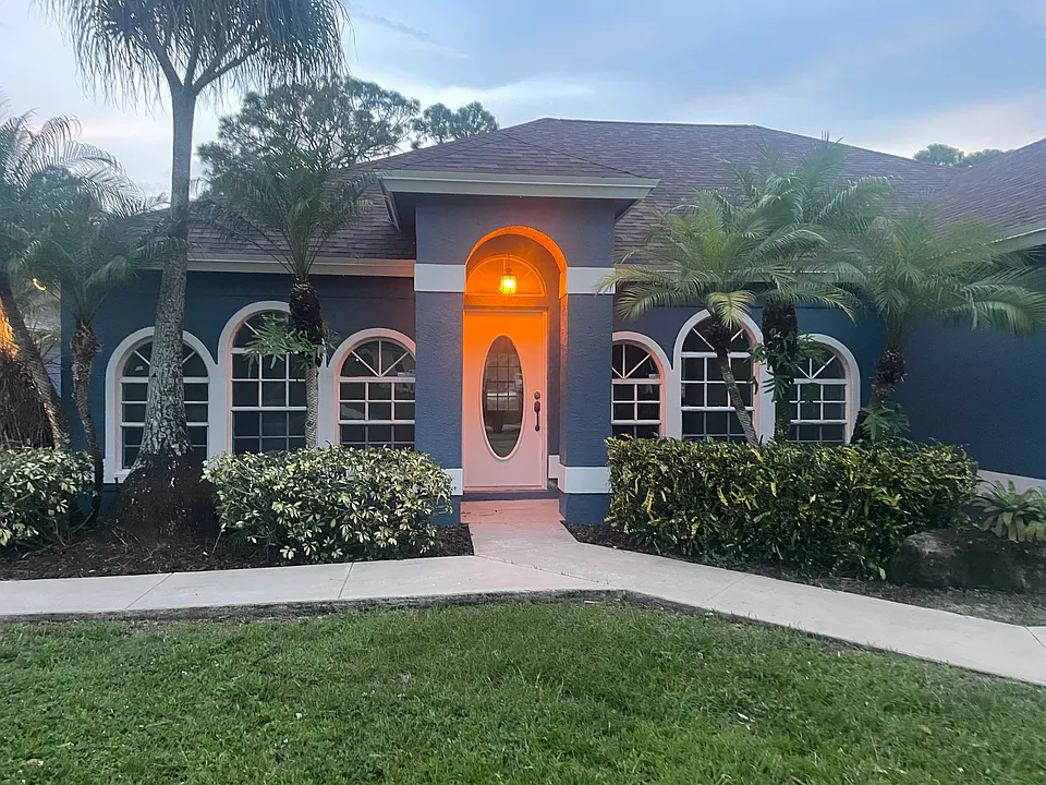 18190 46th Ct N