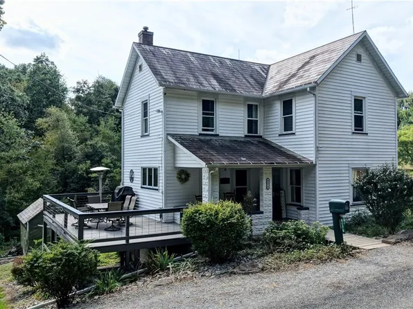 6176 Scott Rd SW, Stone Creek, OH 43840