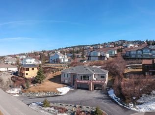 16811 Woods Pointe Cir, Anchorage, AK 99516