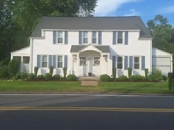 19-21 Cottage Ave, Wilbraham, MA 01095