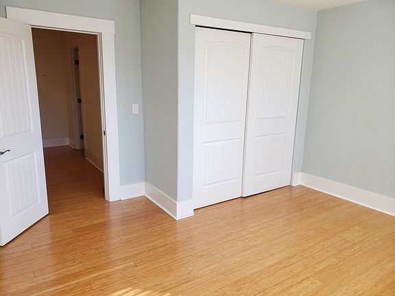 2nd image of 638 N San Pedro St #A