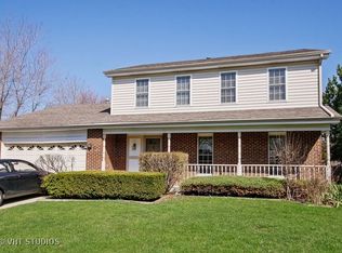 3156 Drover Ln, Darien, IL