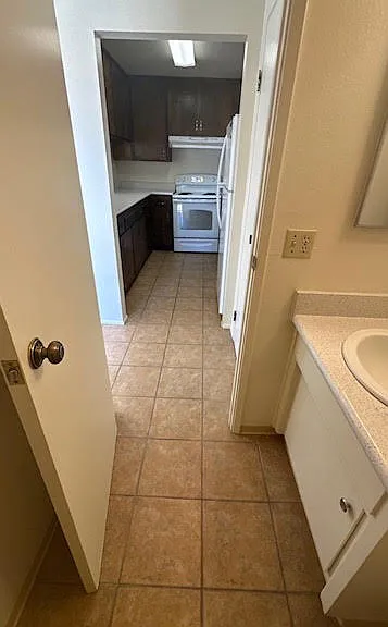 1390 Southwood Dr #A — Photo 6