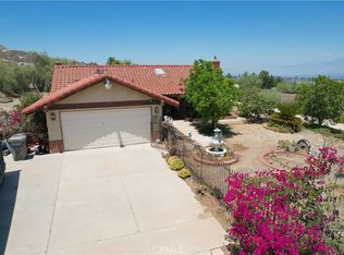 17071 Frankland Ln, Riverside, CA 92504