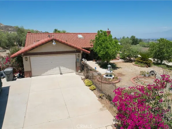 17071 Frankland Ln, Riverside, CA 92504