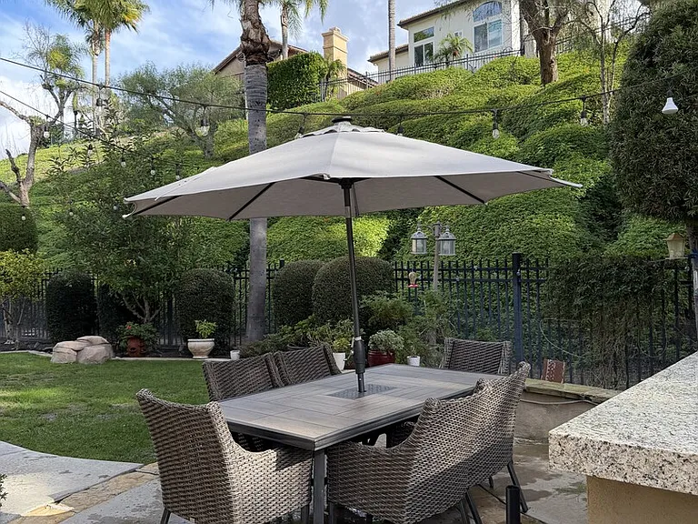 San Tropez Ct — Photo 19