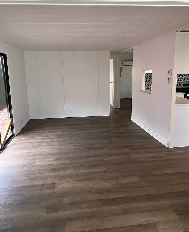2 bed, 1070 sqft, $1,500 — Photo 4