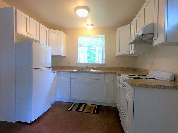 4th image of 602 1/2 E Charles St