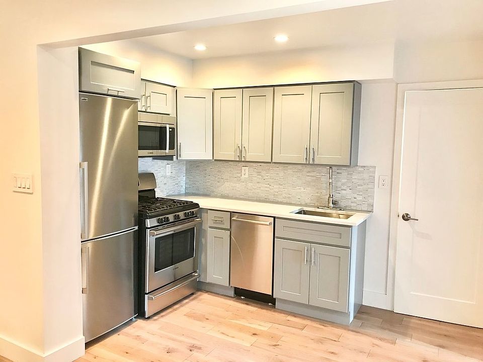 1st image of 361 E 50th St APT 6A
