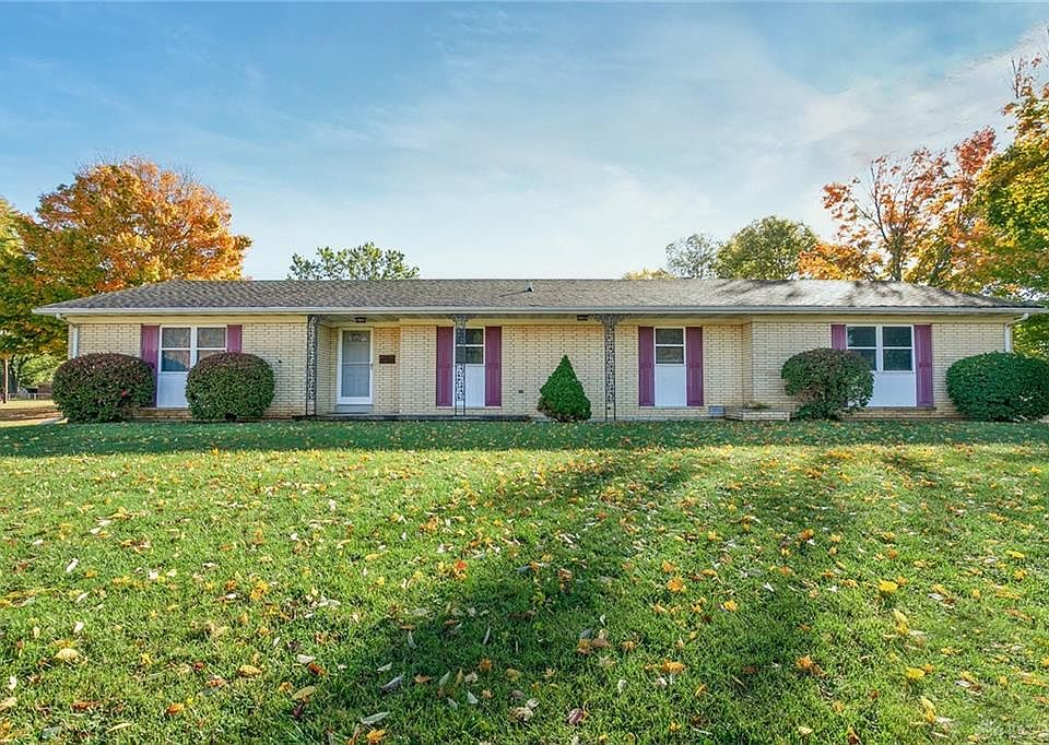 1st image of 2765 Rosewood Dr