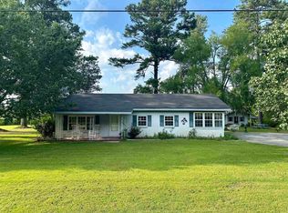 96 Country Club Rd, Andrews, SC 29510