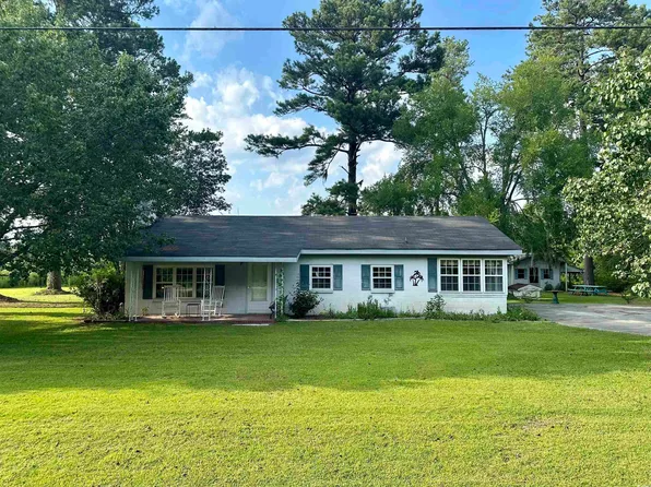 96 Country Club Rd., Andrews, SC 29510