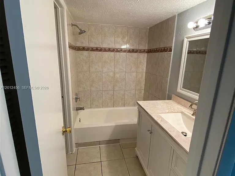 1042 Adams Ave #1042B — Photo 11