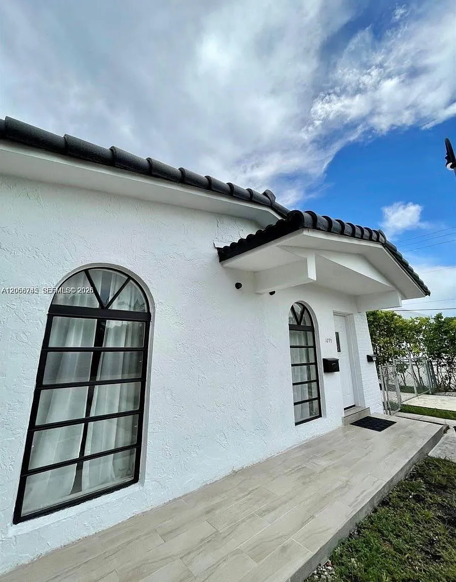 Town Of Hialeah 1 Addn Am — Photo 1