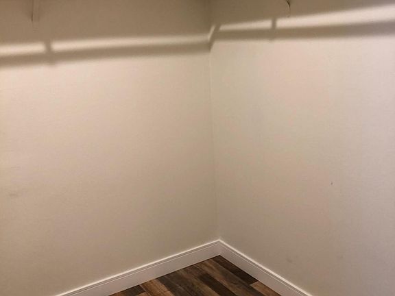 3rd image of 21500 Califa St Unit 137