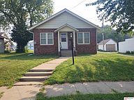 310 S 8th St Beatrice NE 68310 Zillow