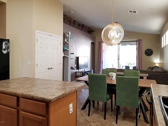 5th image of 22464 N 104th Ave