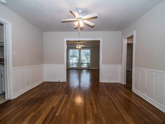 5th image of 4221 Lovell Ave