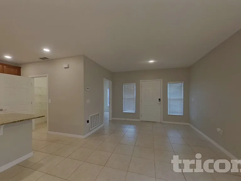 417 Kestrel Dr — Photo 4