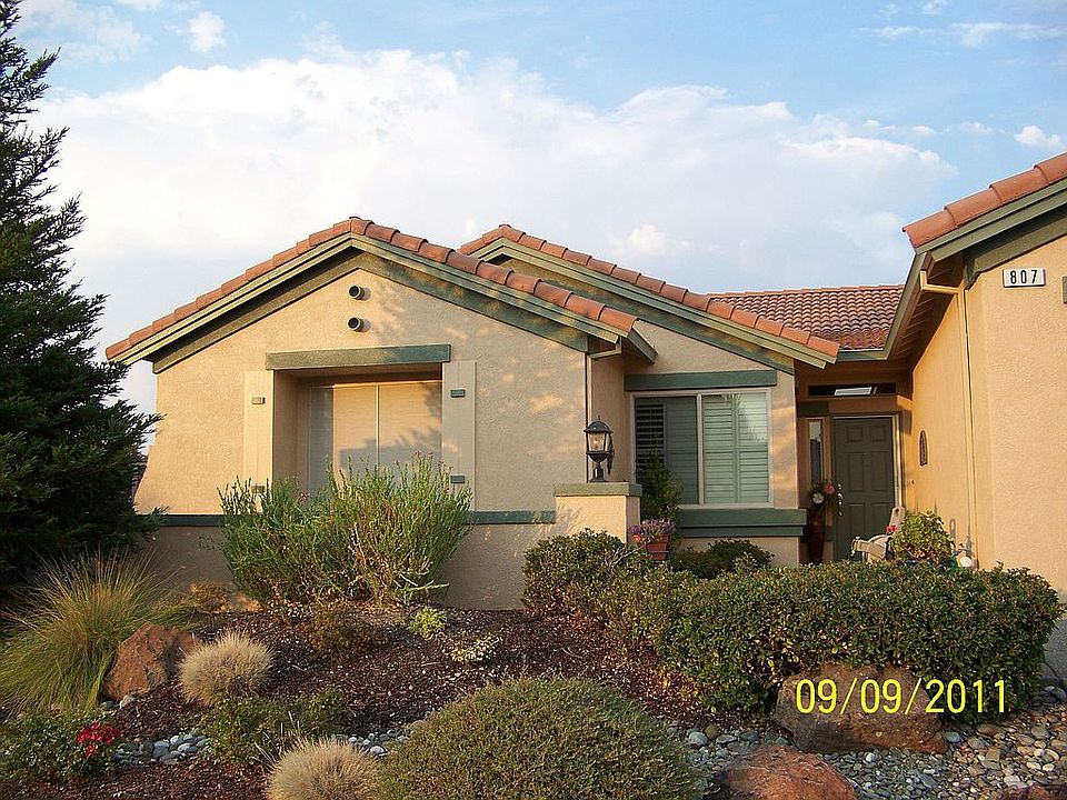 1st image of 807 Glacier Point Ct