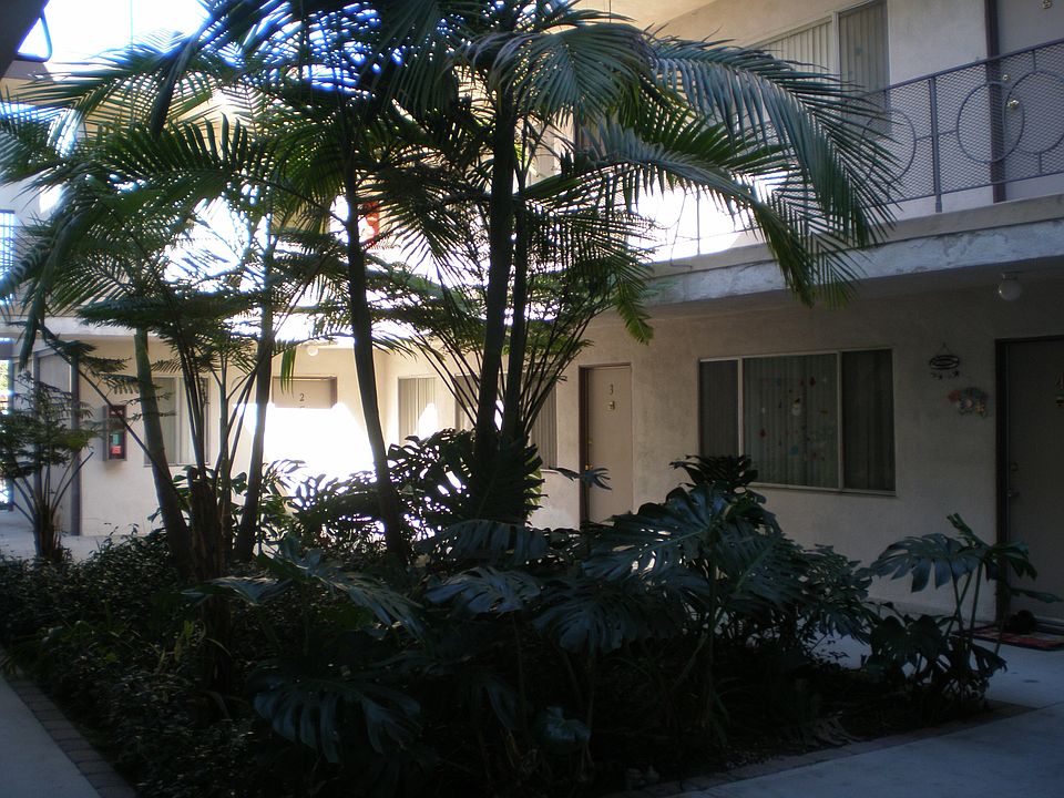 1st image of 2126 W 182nd St APT 11