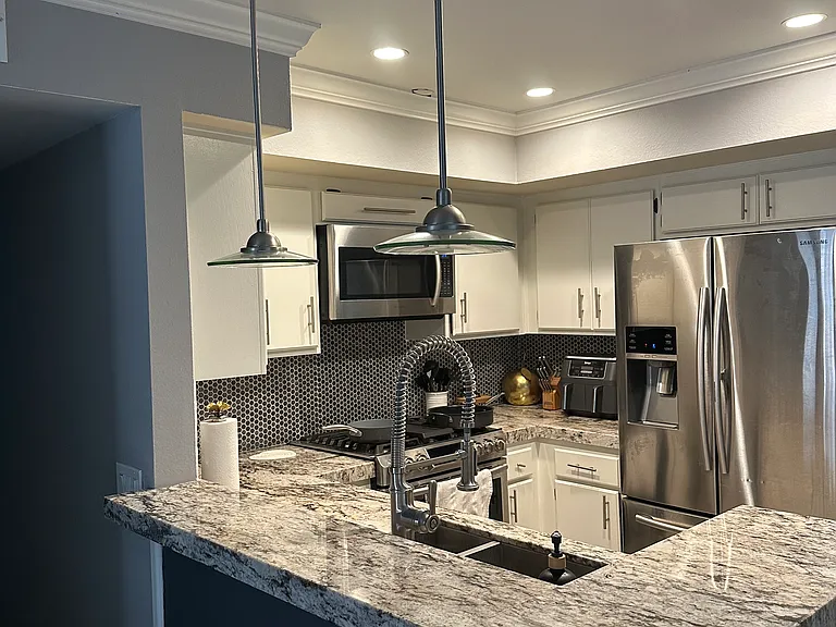 12655 Glendale Cir — Photo 9
