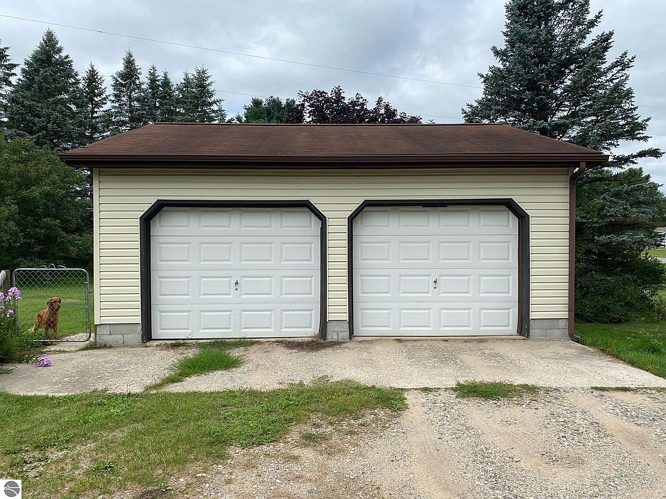 4337 Sylvan Rd, Evart, MI 49631 MLS 1914550 Zillow