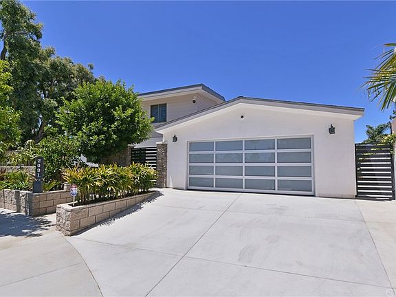 3rd image of 2091 Balmoral Pl