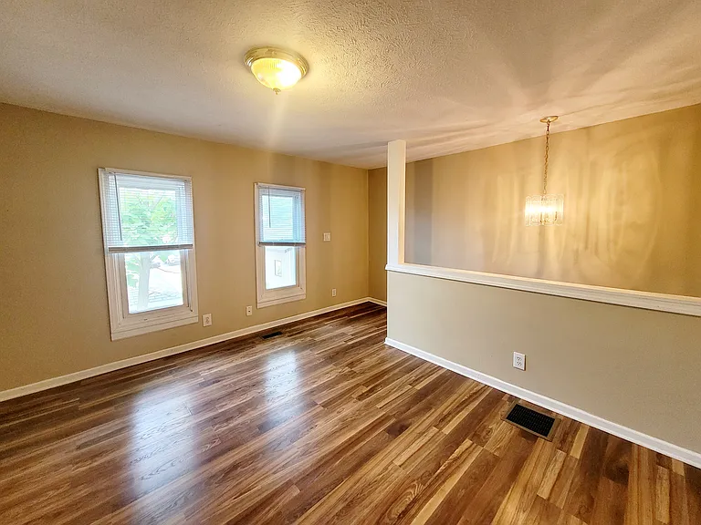 Upper level sitting room/office