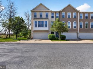 407 Brook Meadow Dr, Mechanicsburg, PA 17050