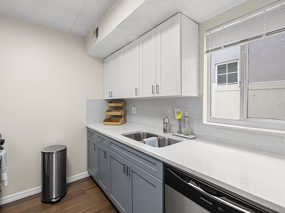 5th image of 3206 W Azeele St #1-128