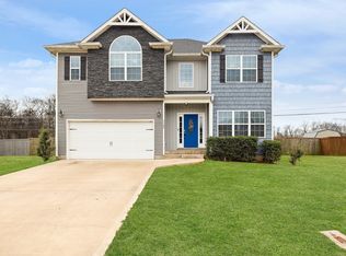 1120 Michaela Cir, Clarksville, TN 37040