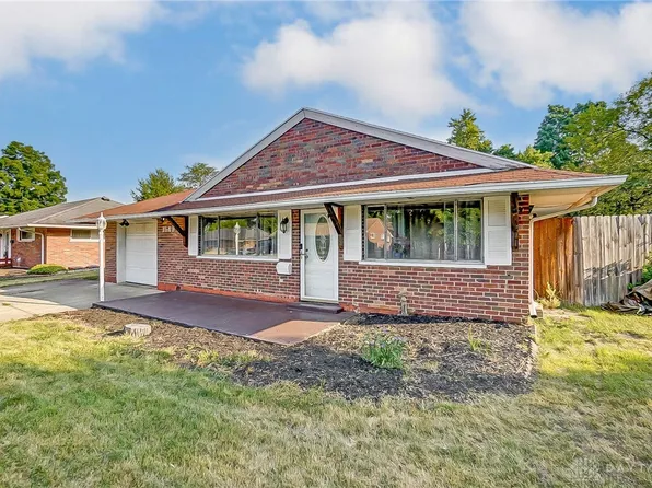 1549 Hillwood Dr, Dayton, OH 45439