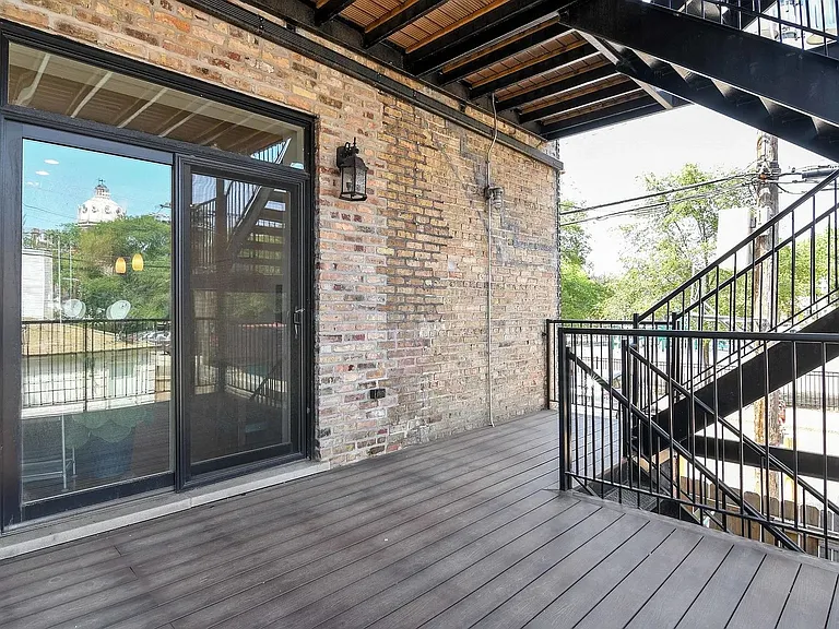 1837 N Wolcott Ave #1 — Photo 9