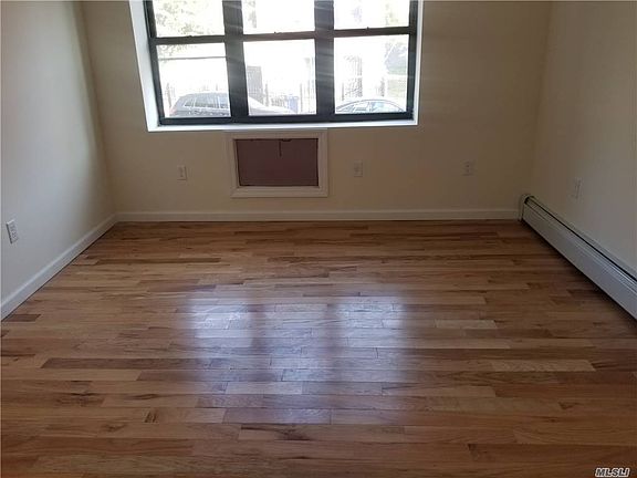 5th image of 753 Elton Ave