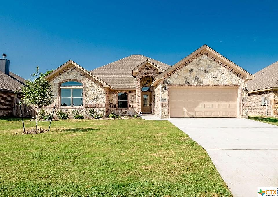 1st image of 2605 Crystal Ann Dr