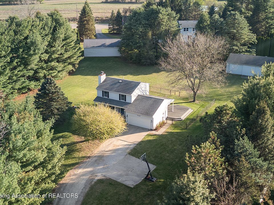 1st image of 3421 Dorothy Ln