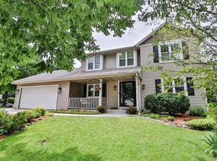 2500 Fox River Pkwy, Waukesha, WI 53189