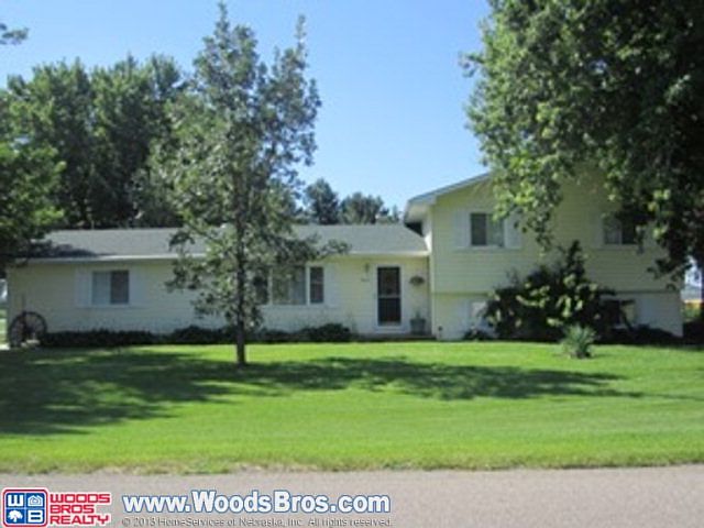 1st image of 3905 Mary Ln