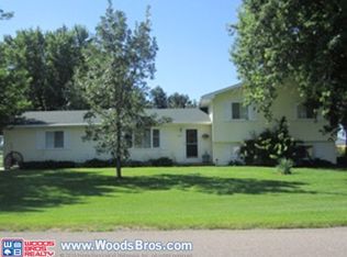 3905 Mary Ln, Grand Island, NE 68803