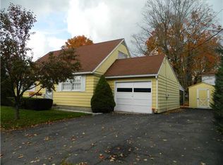 21 Dyke St, Andover, NY 14806