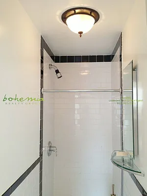 Rented by Bohemia Realty Group | media 19