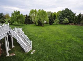 11307 Hearth Ct, Great Falls, VA 22066