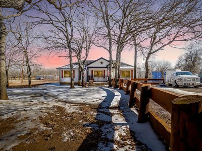 3732 County Road 1100, Grandview, TX, 76050