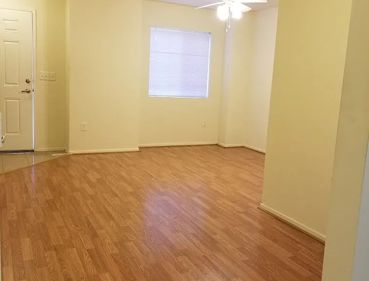 Golden Valley Luxury Apartments — Photo 23