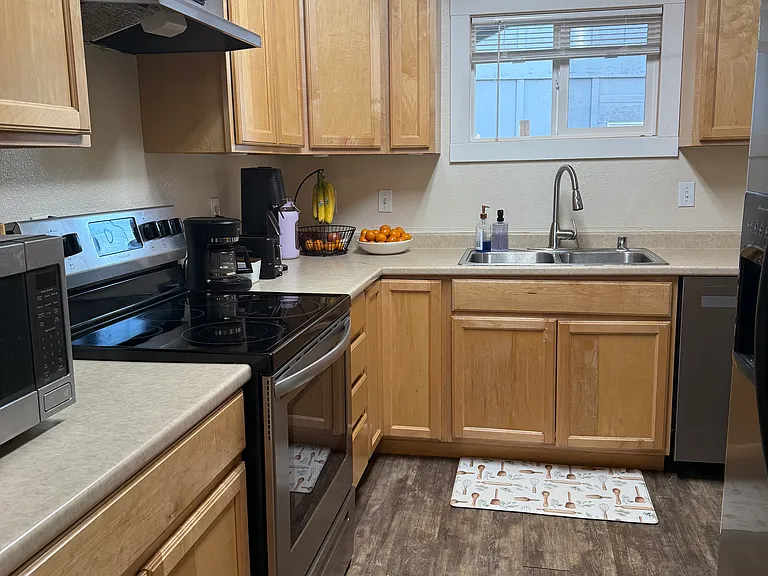8923 Woodstock Cir #8923 — Photo 10