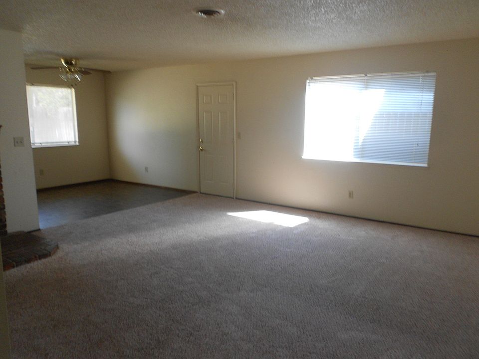 1st image of 1683 Deborah Ln