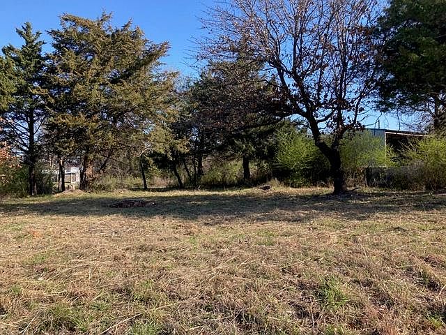 2nd image of Comanche Dr Lot 38