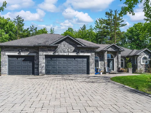 6 Collins Ln, Springwater, ON L9X 0H4