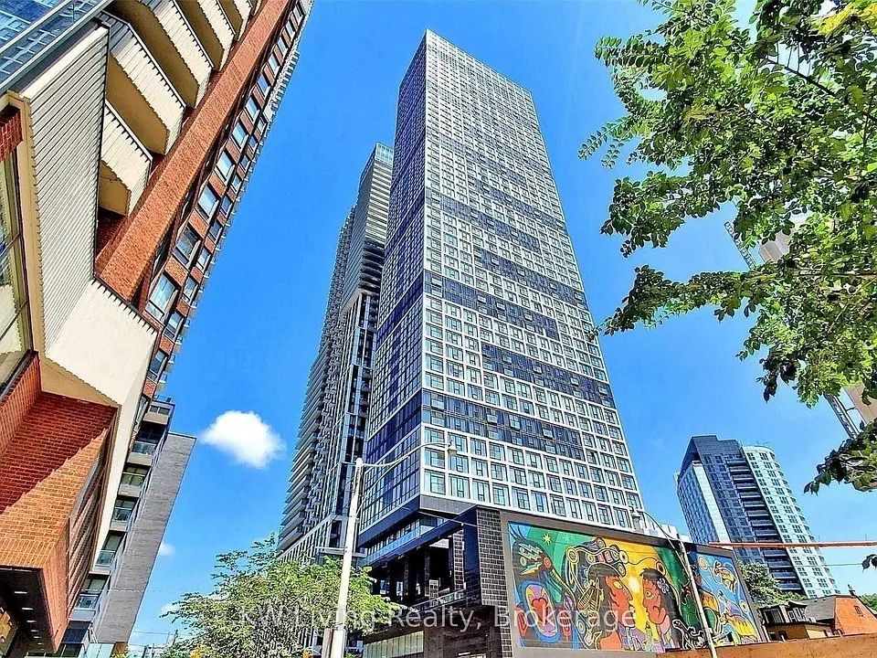 251 Jarvis St #LPH12